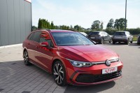VW Golf VIII Variant 2.0 R-Line