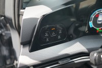 VW Golf VIII Variant 1.5 eTSI R-Line DSG