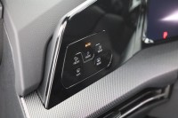 VW Golf VIII Variant 1.5 eTSI R-Line DSG
