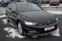 VW Passat Variant 1.5 TSI DSG R-Line
