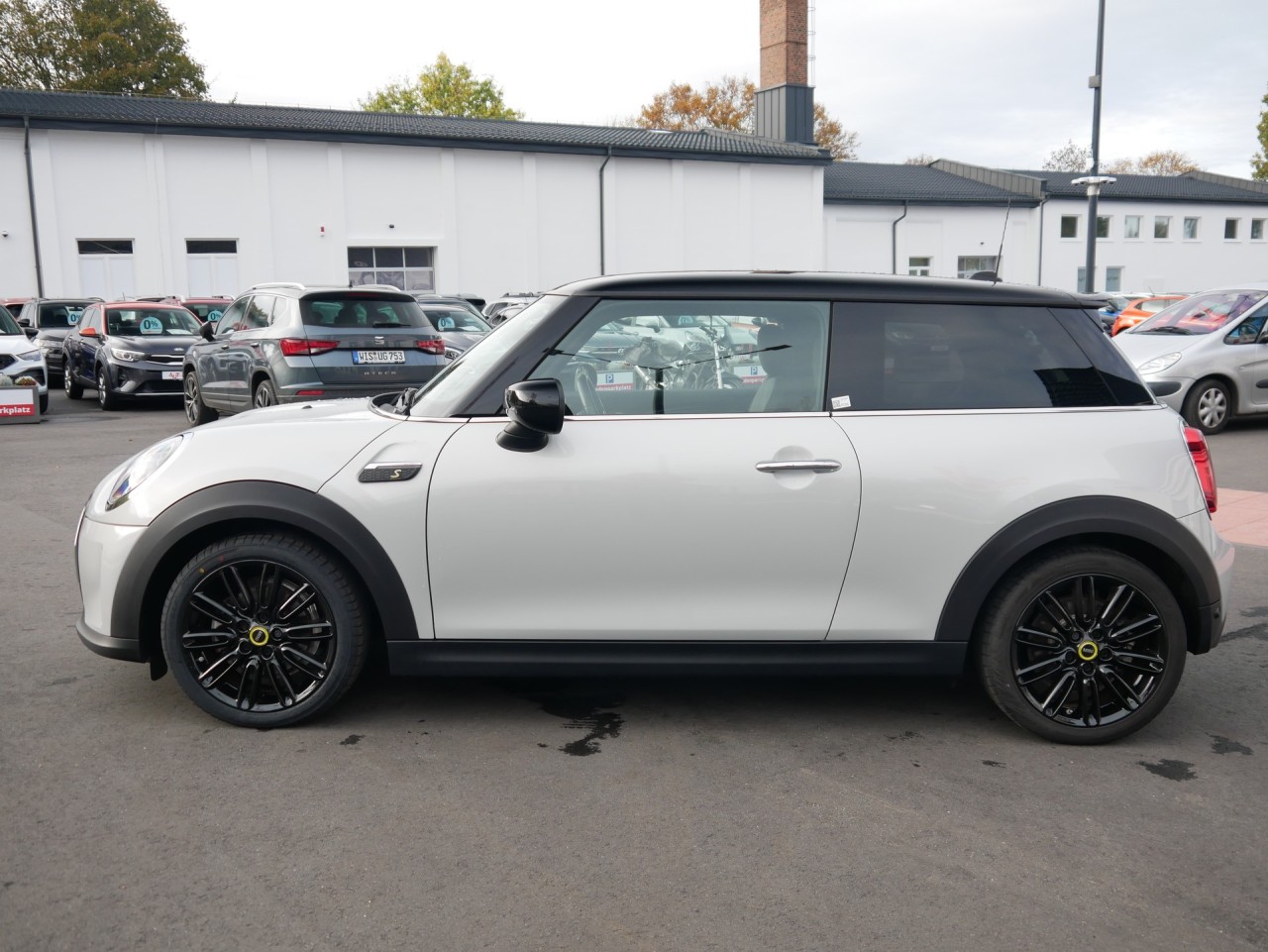 MINI COOPER Mini Cooper SE Classic Trim