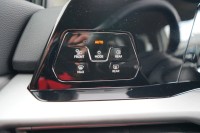 VW Golf VIII Variant 1.5 TSI DSG