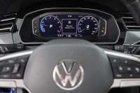 VW Passat Variant 1.5 TSI DSG R-line