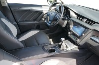 Toyota Avensis Touring 1.8 Premium
