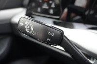 VW Golf VIII Variant 2.0 TDI Life DSG