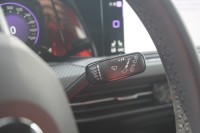 VW Golf VIII 2.0 TDI R-Line DSG