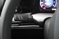 VW Golf VIII 1.0 TSI
