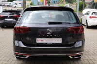 VW Passat Variant 2.0 TDI Elegance 4 Motion