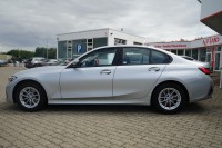 BMW 320 i Advantage