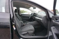 VW Golf VIII Variant Life eTSI