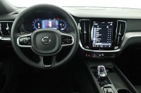 Volvo V60 B4 Plus Dark