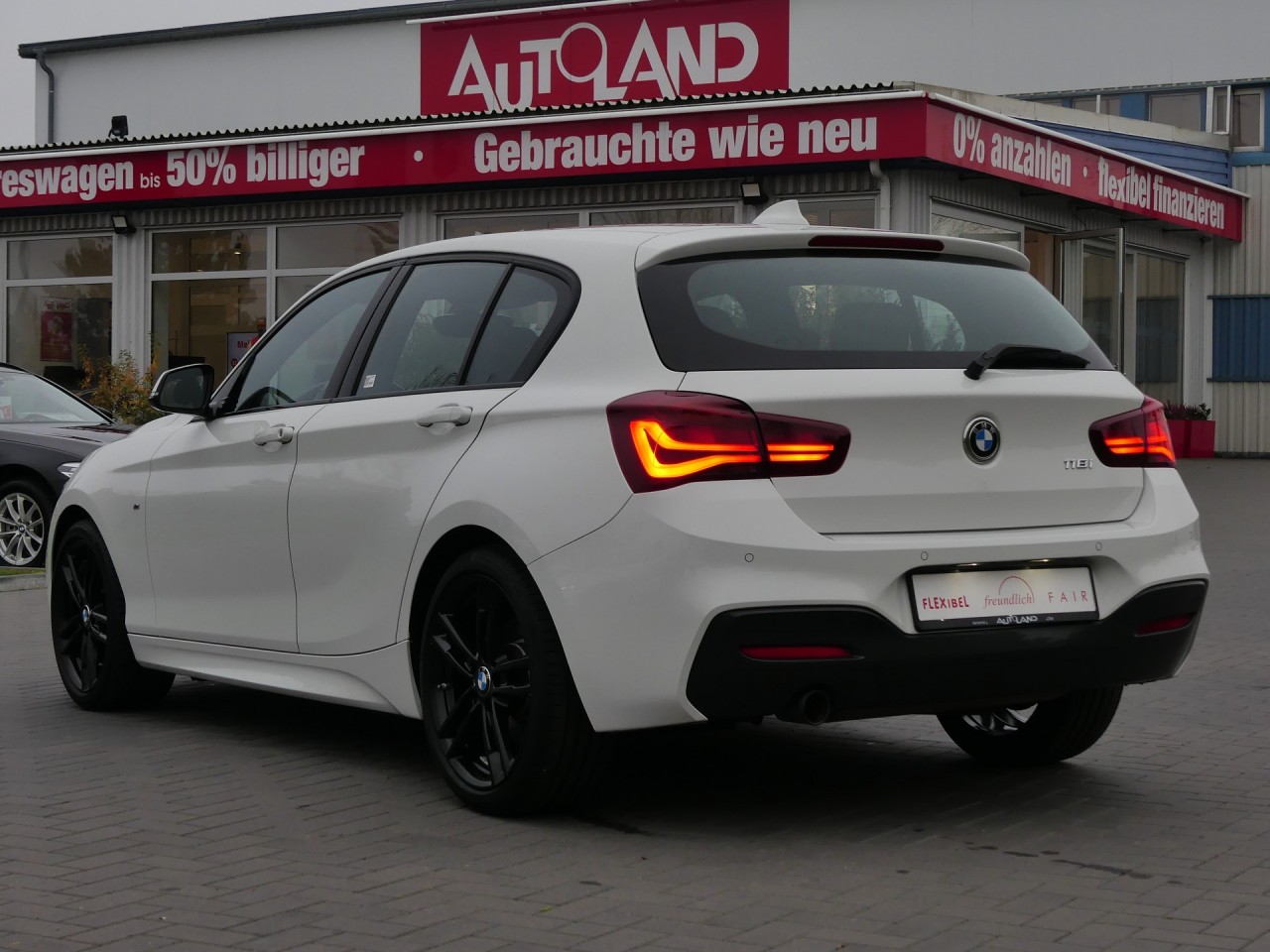 BMW 118 118i Edition M Sport Shadow