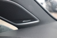 VW Golf VII Variant R 2.0 TSI