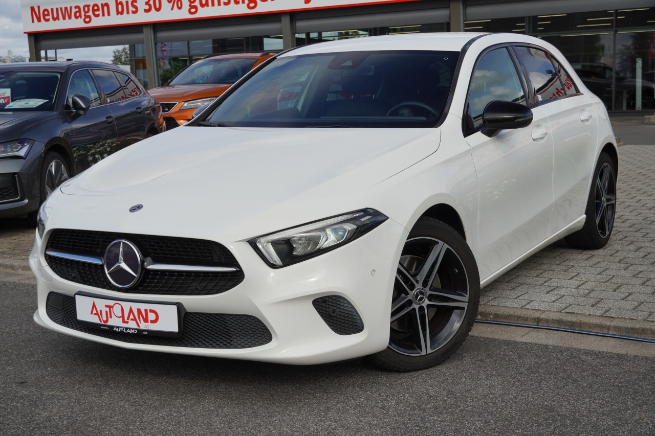 Mercedes-Benz A 140 A220 Night Paket