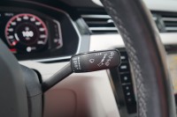 VW Passat Variant 2.0 R-Line DSG