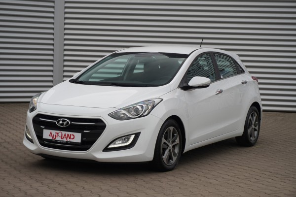 Hyundai i30 1.4 YES!