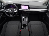 VW Golf VIII Variant Life eTSI