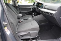 VW Golf VIII Variant 1.5 TSI Life