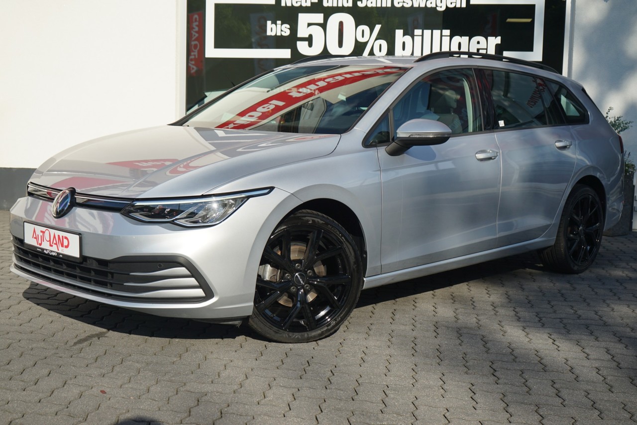 VW Golf VIII Variant 1.0 Active