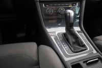 VW Golf VII Variant 2.0 TDI DSG R-Line