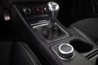 Mercedes-Benz A 200 A200 AMG Peak Edition