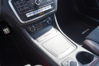 Mercedes-Benz GLA 180 Autom. AMG Line