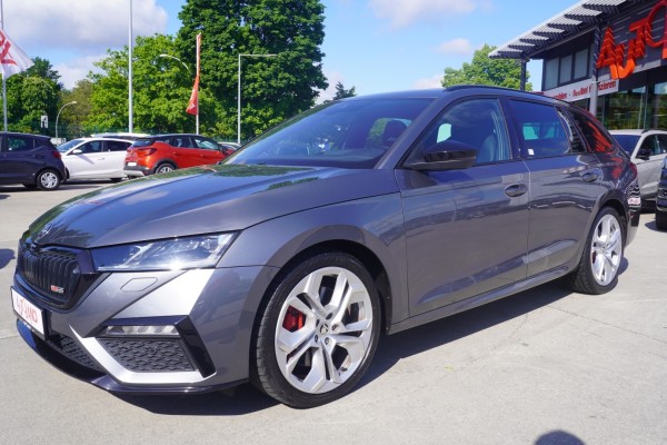 Skoda Octavia Combi 2.0 RS DSG