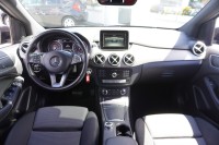 Mercedes-Benz B 180 B180