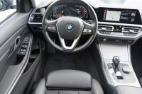 BMW 318 318d Touring Advantage Aut.