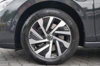 VW Golf VIII Style eHybrid