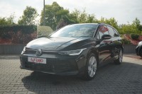 VW Golf VIII Variant 1.5 TSI DSG