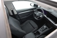 VW Golf VIII Variant 1.5 eTSI DSG