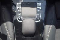 Mercedes-Benz CLA 220 