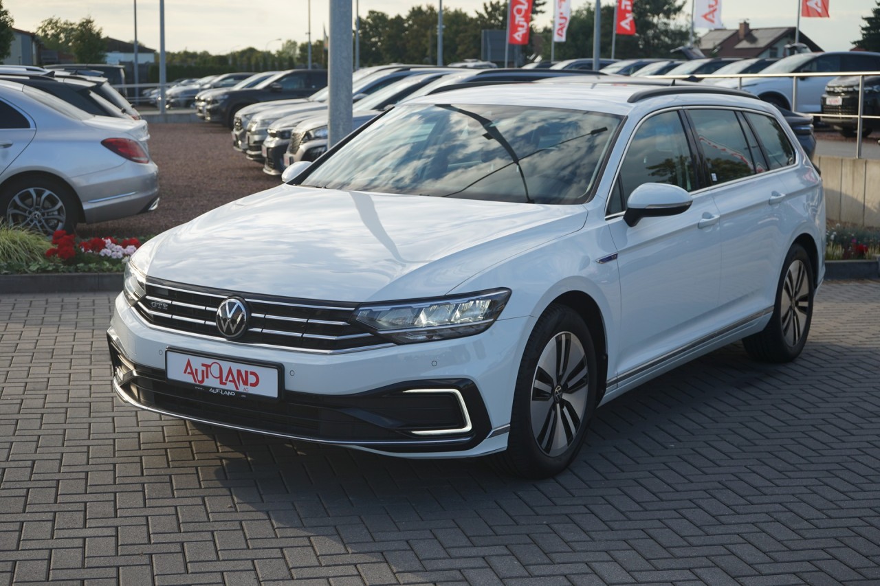 VW Passat Variant 1.4 TSI DSG GTE