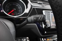 VW Touran 2.0 TDI R-Line
