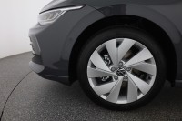 VW Golf VIII Variant 1.5 TSI DSG