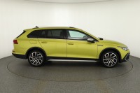 VW Golf VIII Variant 2.0 TDI Alltrack
