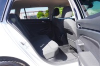 VW Golf VIII Variant 1.5 eTSI DSG