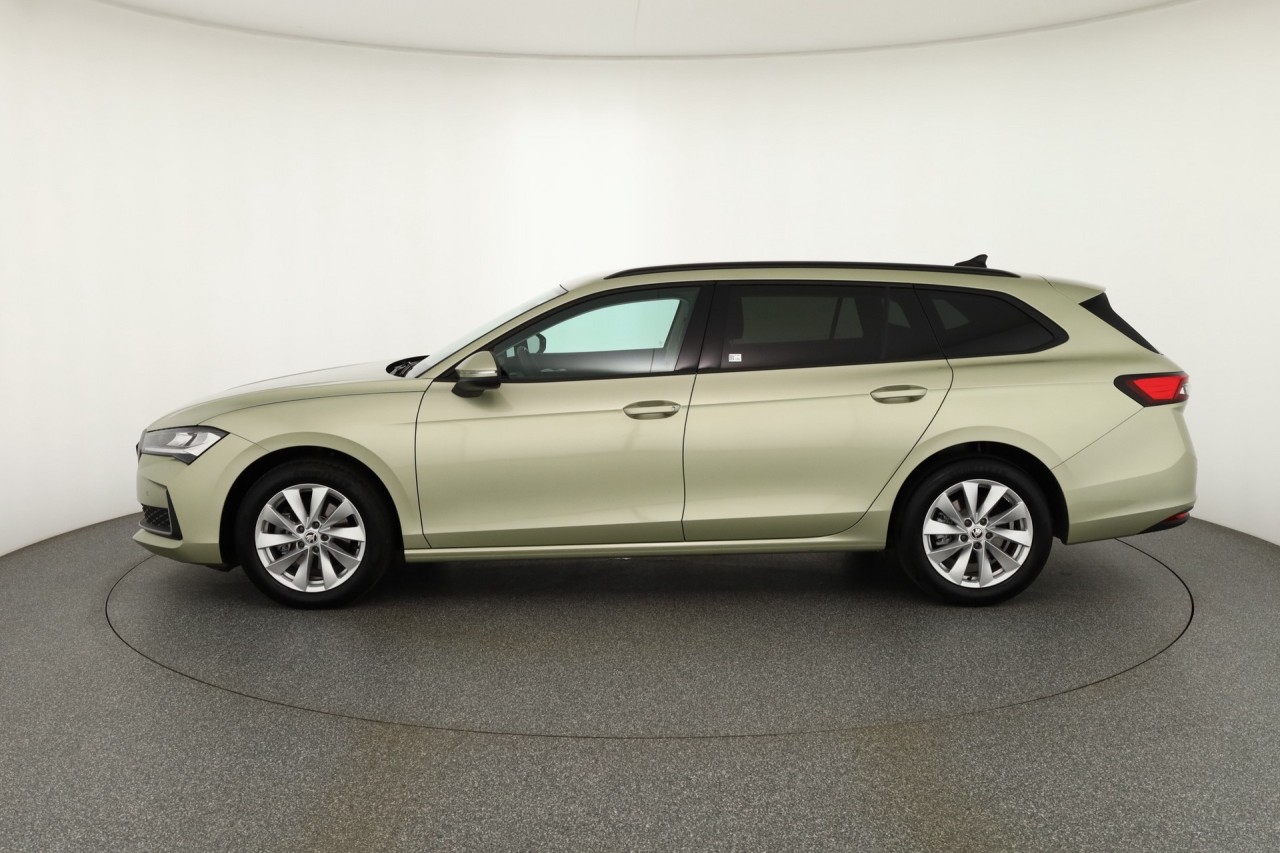 Skoda Superb Combi 2.0 TDI DSG