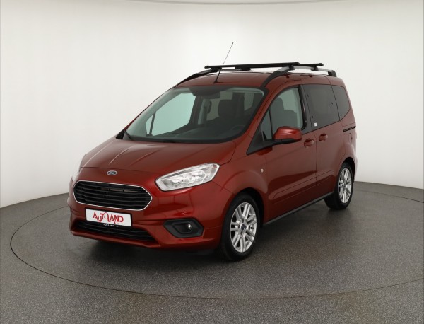 Ford Tourneo Courier 1.0 EB Titanium