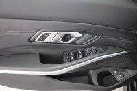 BMW 320 e Touring Advantage