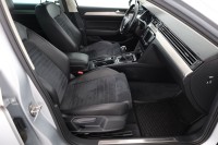 VW Passat Variant 1.8 TSI DSG R-Line