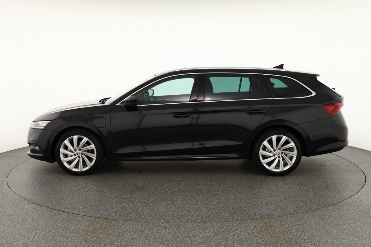 Skoda Octavia Combi 1.4 TSI iV First Edition