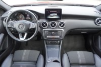 Mercedes-Benz A 200 A200 7G-DCT Urban