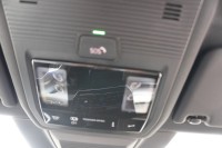 VW Golf VIII Variant 1.5 eTSI R-Line DSG
