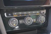 VW Passat Variant 1.5 TSI DSG R-Line