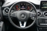 Mercedes-Benz A 140 A180 d BlueEfficiency Urban