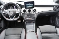 Mercedes-Benz CLA 200 AMG Line