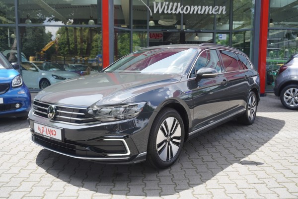 VW Passat Variant GTE