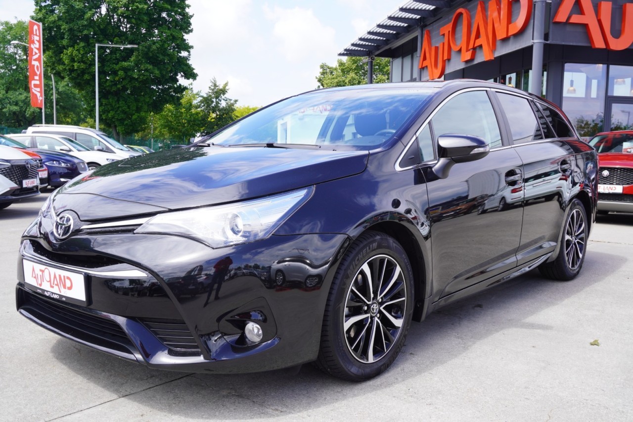 Toyota Avensis 1.8 VVT-i Comfort Touring Sports